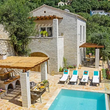 Yiasemi Villa *